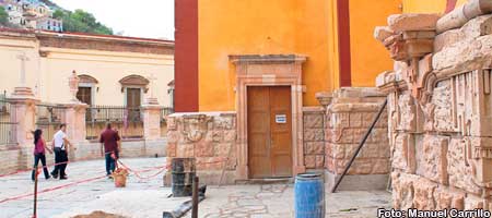 11-03-02-repaciones-en-basilica-de-guanajuato