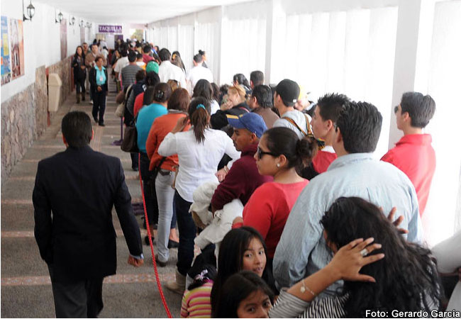 Turistas-Momias-de-Guanajua