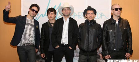 grupo-kinky