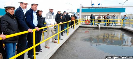 Obras-de-pavimentacion-y-saneamiento