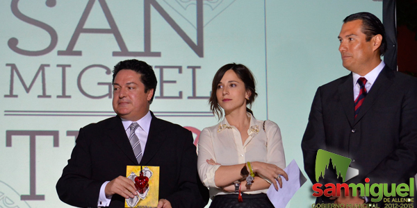 02-03-2013-entrega-de-corazones-sma--1
