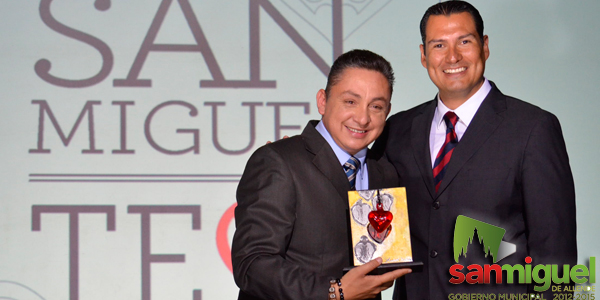 02-03-2013-entrega-de-corazones-sma--5